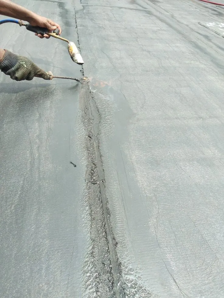 عزل سطوح من المياه أعمال عوازل في الشرقية الخبر الدمام