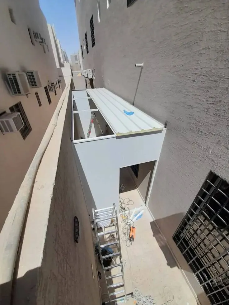 مقاول أسقف ساندوتش بنل في الشرقية الدمام الخبر
