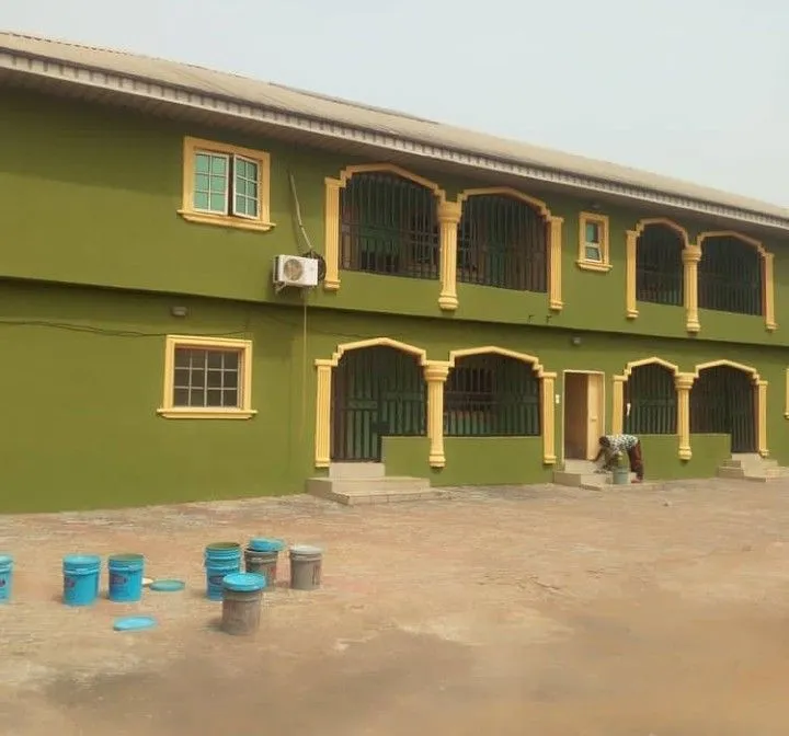 رش اصباغ تصميم واجهات ملونة في الشرقية