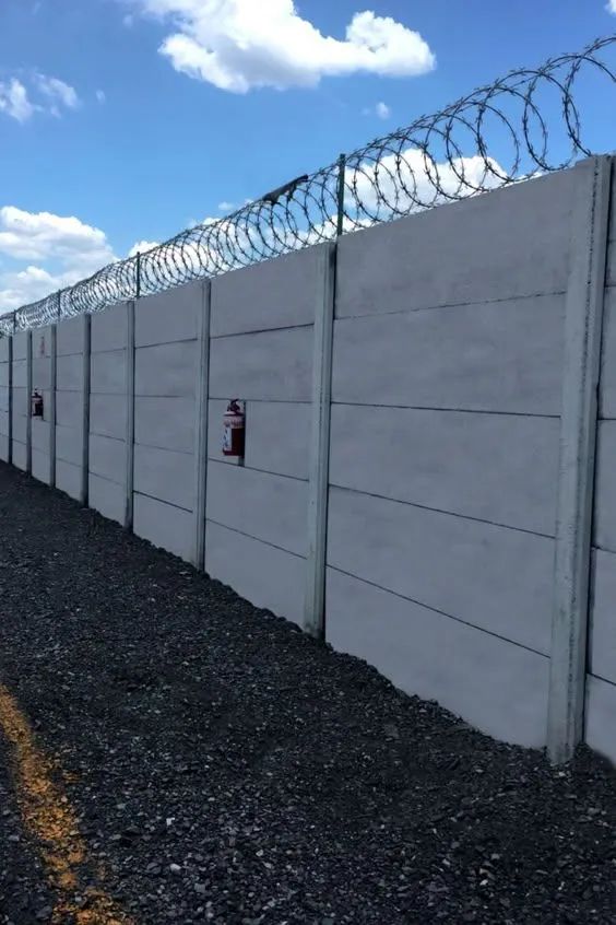 حداد حواجز حديد حماية اراضي في الشرقية 